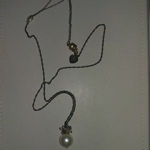 Pearl with aquamarine and seed pearl decoration