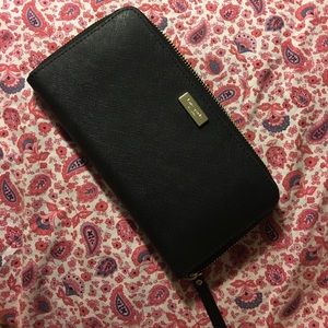 Black Kate spade wallet