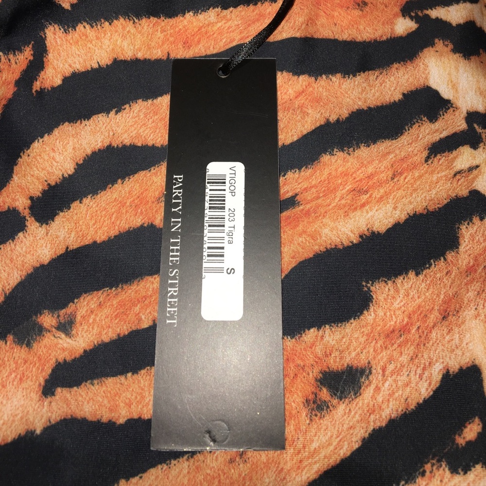 🆕 BEACH RIOT TIGRIS SWIMSUIT TIGRA - Picture 6 of 8