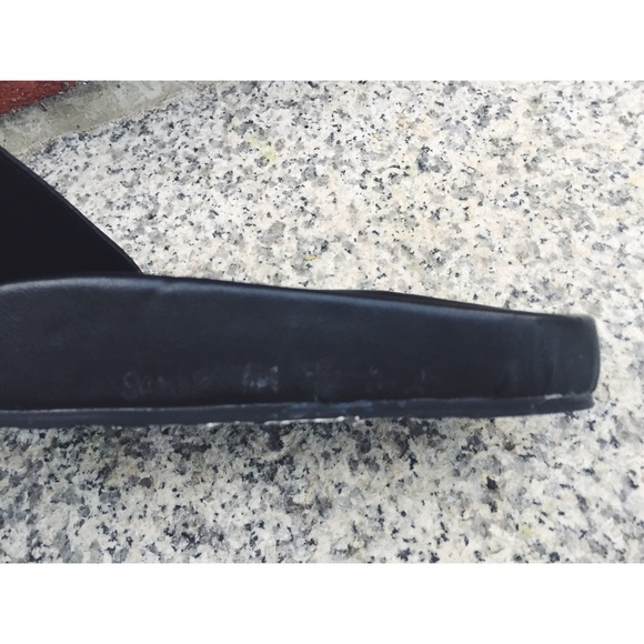 Juicy Sport Sliders - Picture 4 of 4