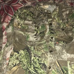 She Safari shirt small