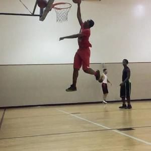 Meet your Posher, Finee