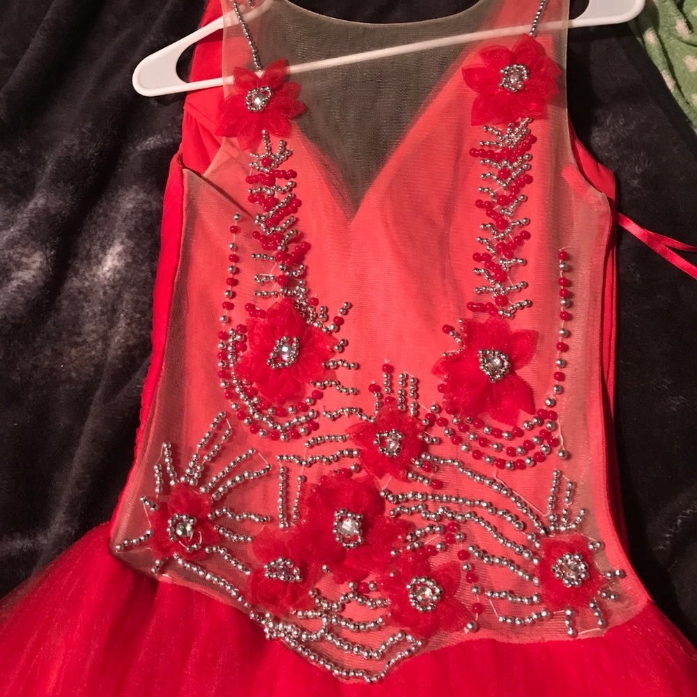 Gorgeous Red Prom or Wedding dress - Picture 3 of 4