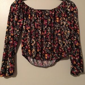 Off the shoulder H&M long sleeve!
