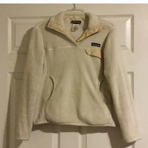 New white Patagonia pull over!! NEED TO SELL TODAY