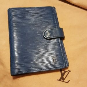 Louis vuitton blue epi agenda pm