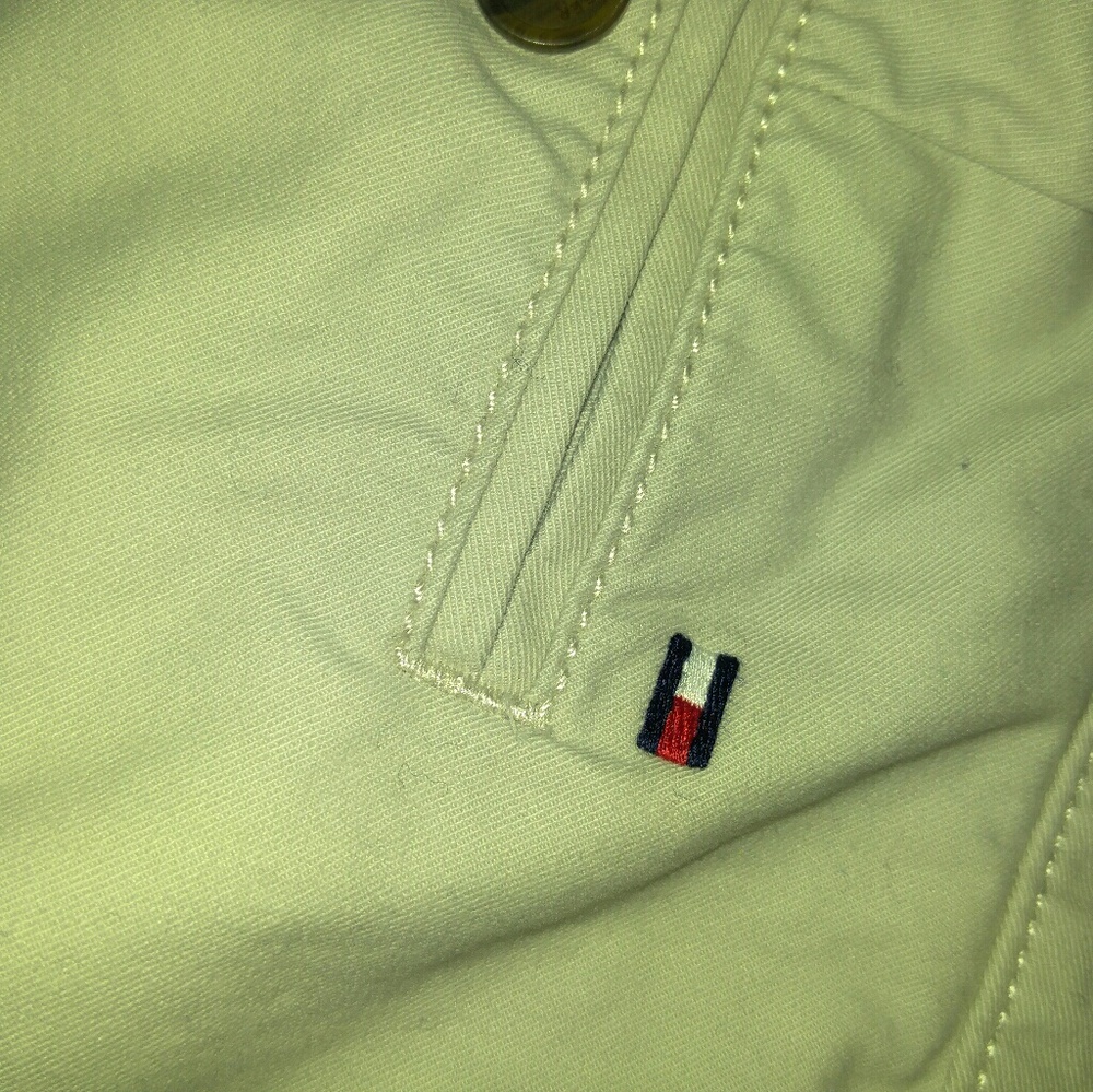 Tommy Hilfiger mens cream khakis 33x32