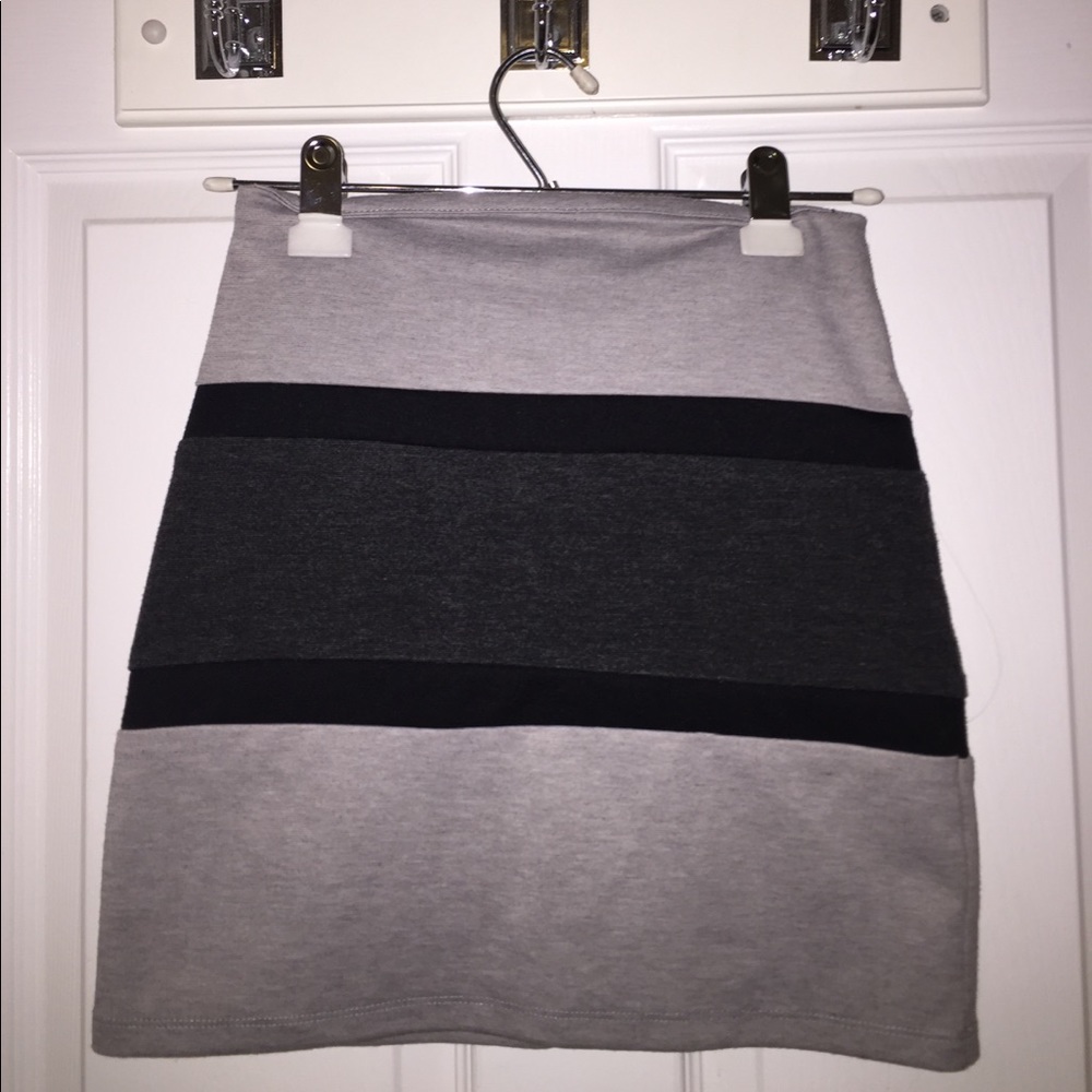 Block Striped Straight Skirt