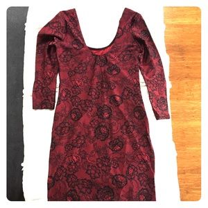 Forever 21 Dark Red & Black Bodycon Dress 🌿
