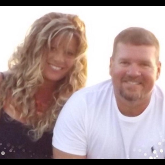 Meet your Posher, Jennifer - Picture 2 of 2