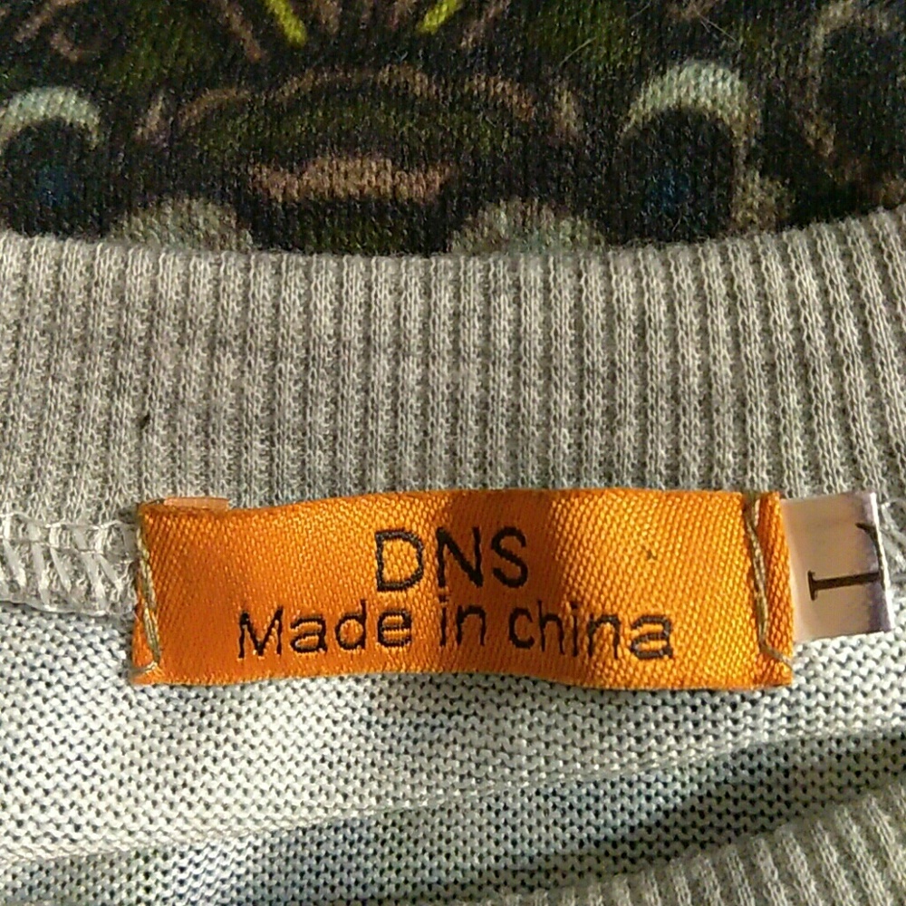 DNS Vibrant Colors Top - Picture 3 of 3