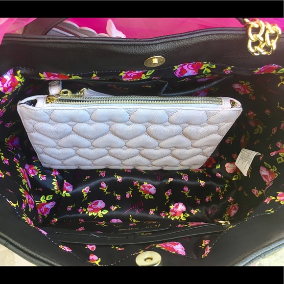 Betsey Johnson Tote Bag ๐PRICE FIRM๐ - Picture 5 of 8