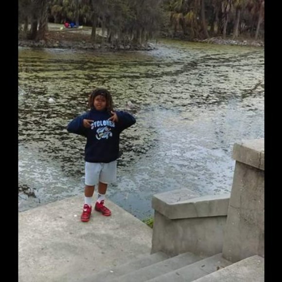 Meet your Posher, Royal - Picture 1 of 1