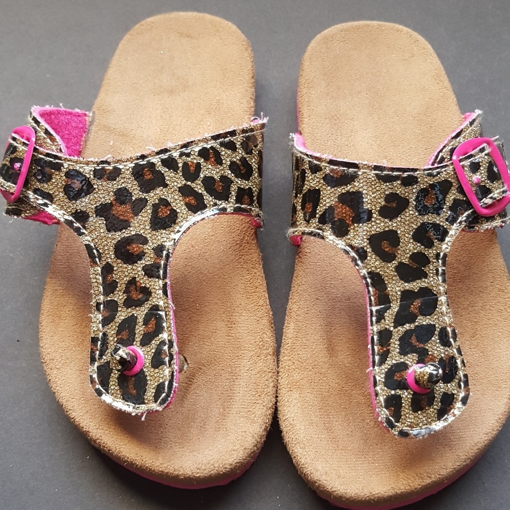 💖Cheetah Print Footbed Sandal