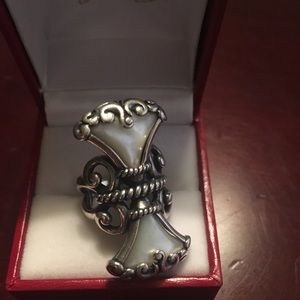 Carolyn Pollack Trumpet Ring Collectible!