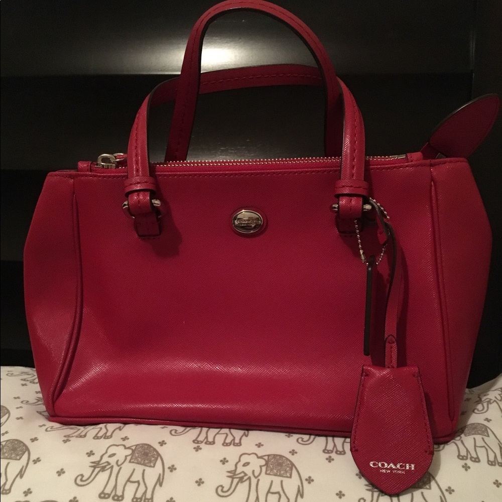 Red Coach Purse - Picture 5 of 5