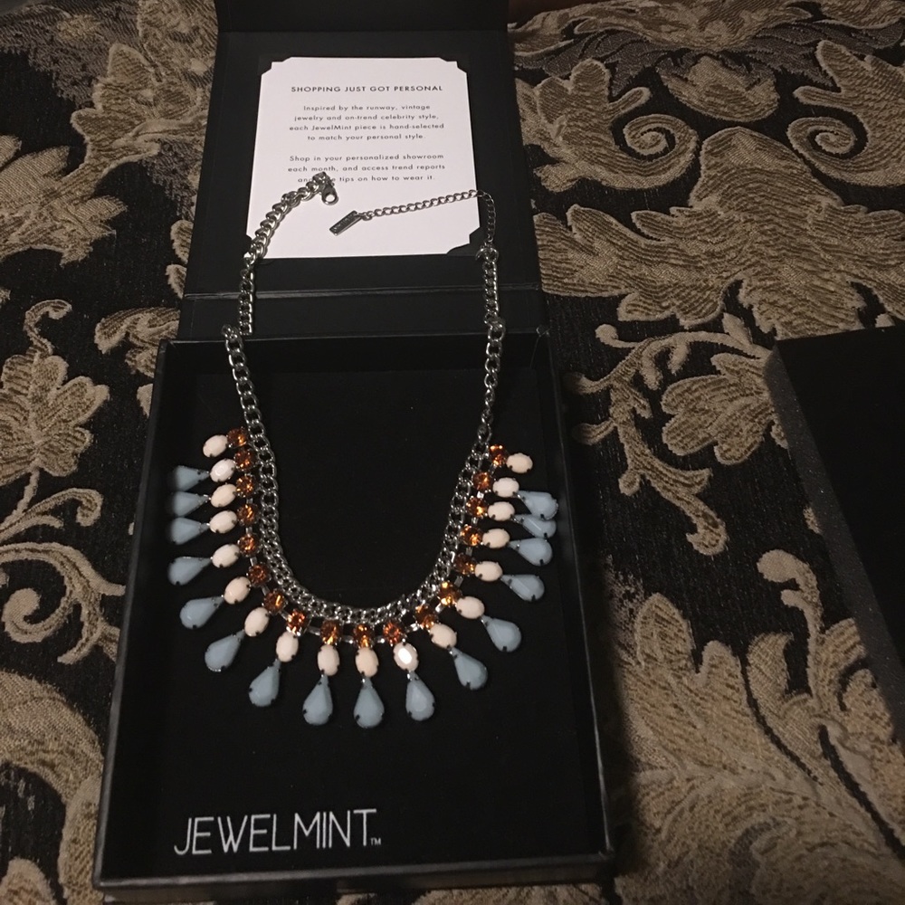Necklace - Picture 2 of 2