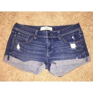 Cropped Abercrombie & Fitch Shorts