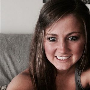 Meet your Posher, Lindsey