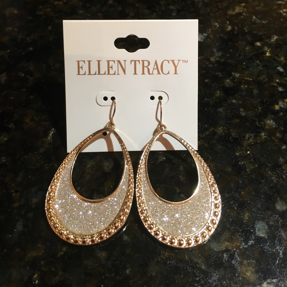 SPARKLY EARRINGS! Yay!