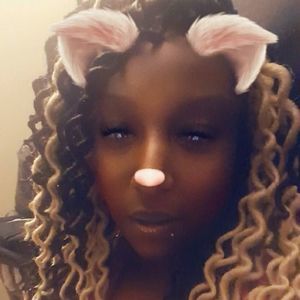 Meet your Posher, Renee