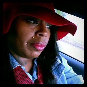 Meet your Posher, Teresa