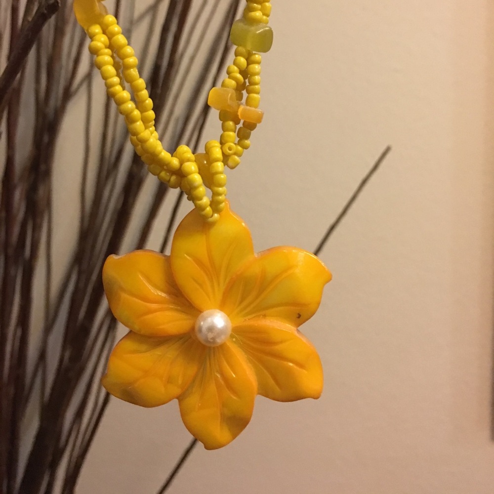 🌴Tropical Beaded Necklace!