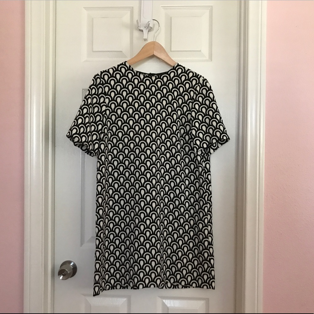 ZARA Dress/Tunic, Size Small 🖤⚪️