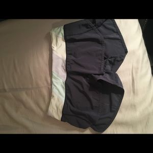 Lululemon navy speed shorts 8