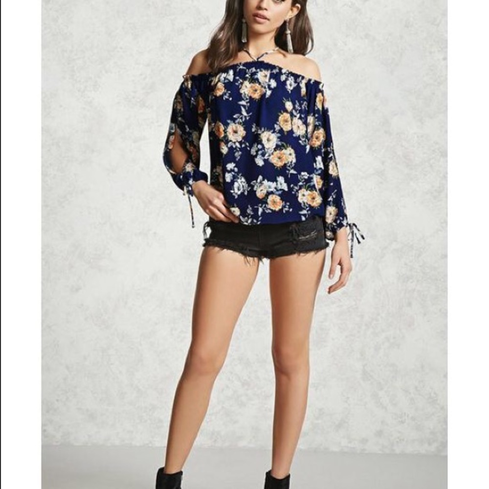 Forever 21 off the shoulder blouse sz S