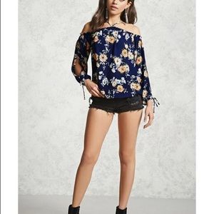 Forever 21 off the shoulder blouse sz S
