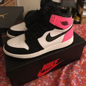 AIR jordan pink valentines 1s still look(brandnew)