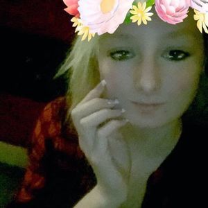 Meet your Posher, Veronica