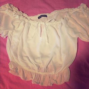 Brandy Melville Off The Shoulder Crop Top- White