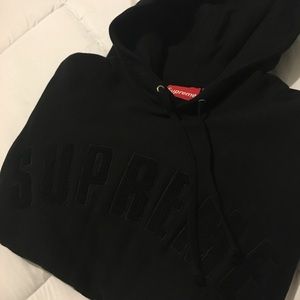 NEW Black SUPREME hoodie