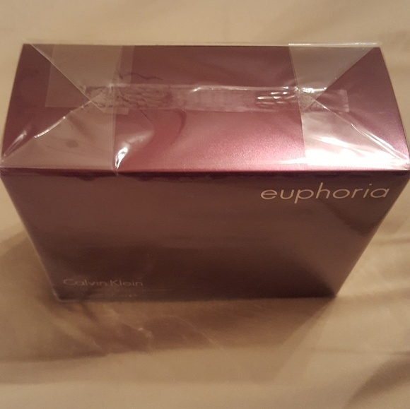 Calvin Klein perfume Euphoria packed - Picture 3 of 3