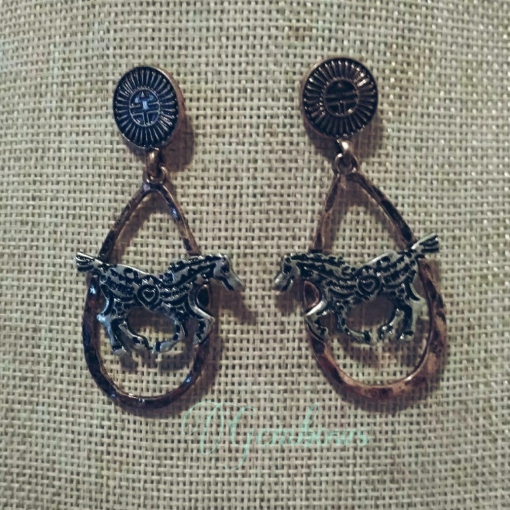 Hammered native running horse