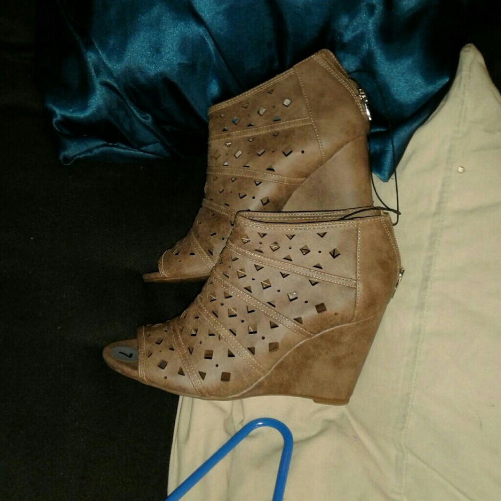 Peep toe wedge heeled booties