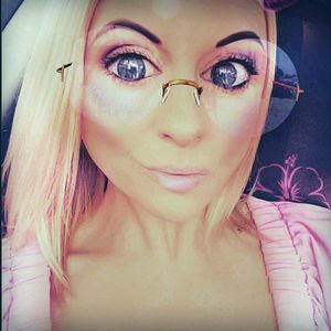 Meet your Posher, Stacy