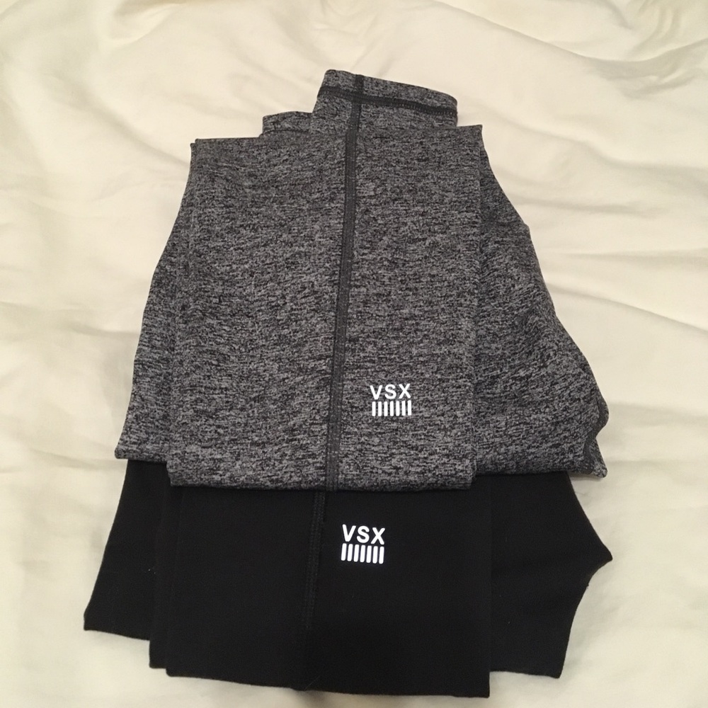 2 VS knockout yoga leggings