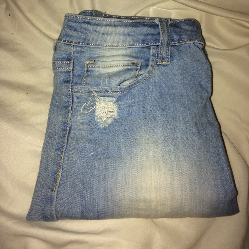 Distressed Ripped Skinny Jeans