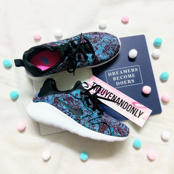 Nike Shoes - 💠HP FINAL SALE💠NEW💠 Nike Kaishi PRICE FIRM