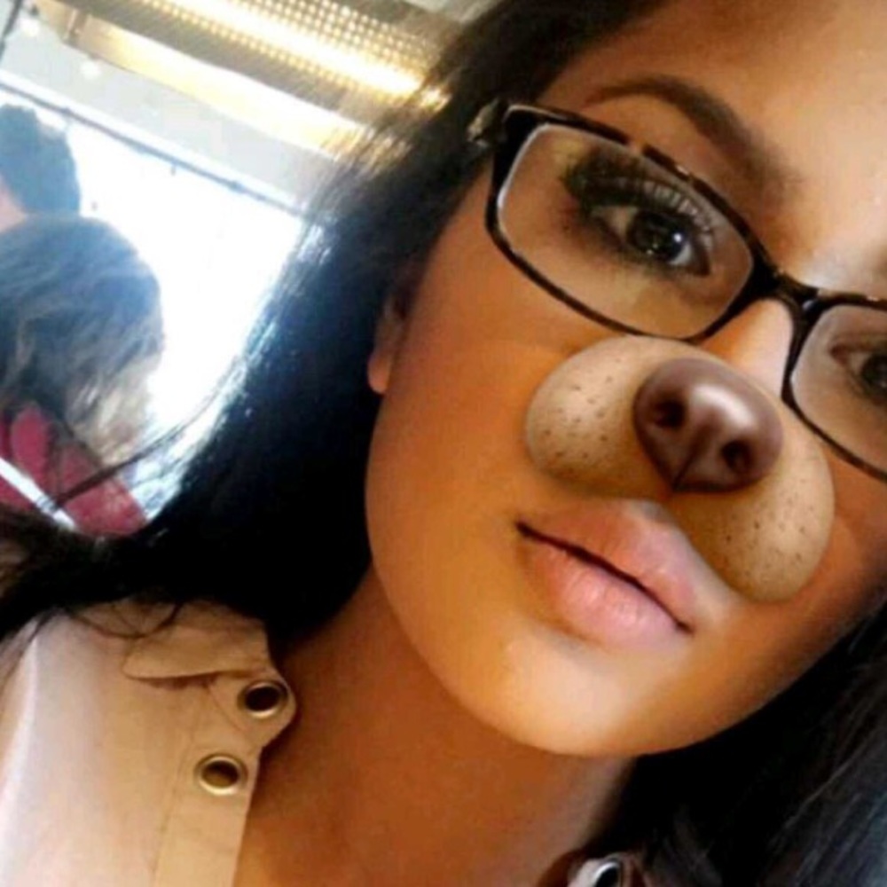 Meet your Posher, Hitha