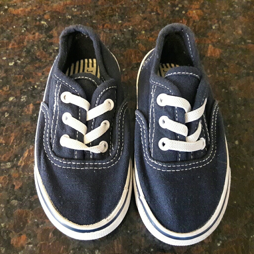 Boy joe boxer shoes