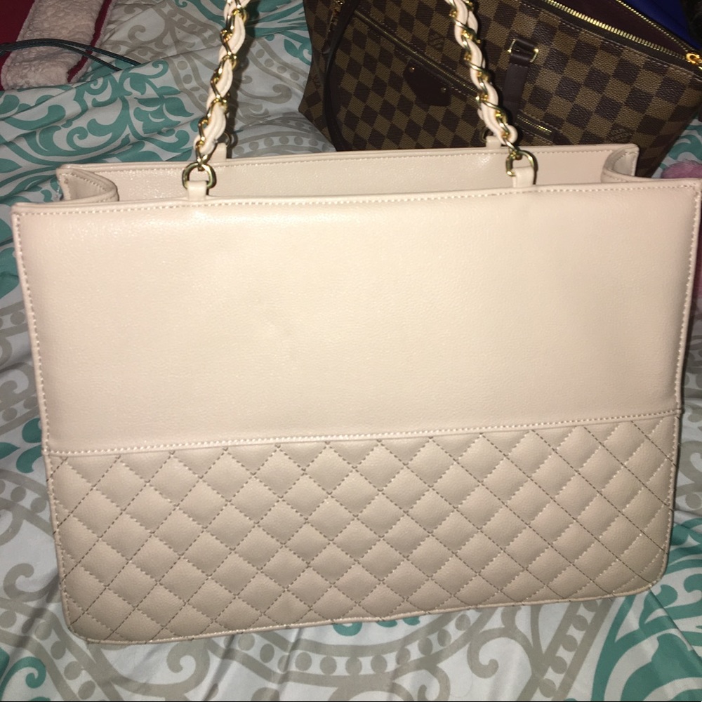 Bebe purse - Picture 2 of 2