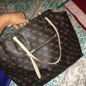 Guess purse
