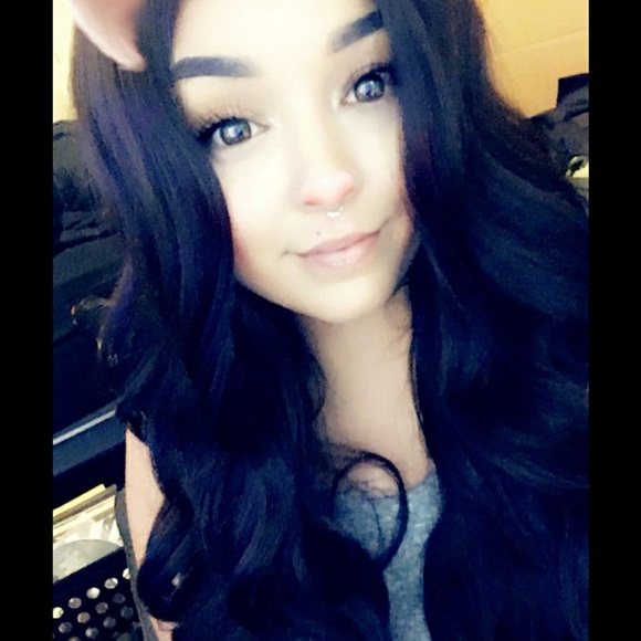 Wavy Beauty Wig 24 inches #2 main image 5