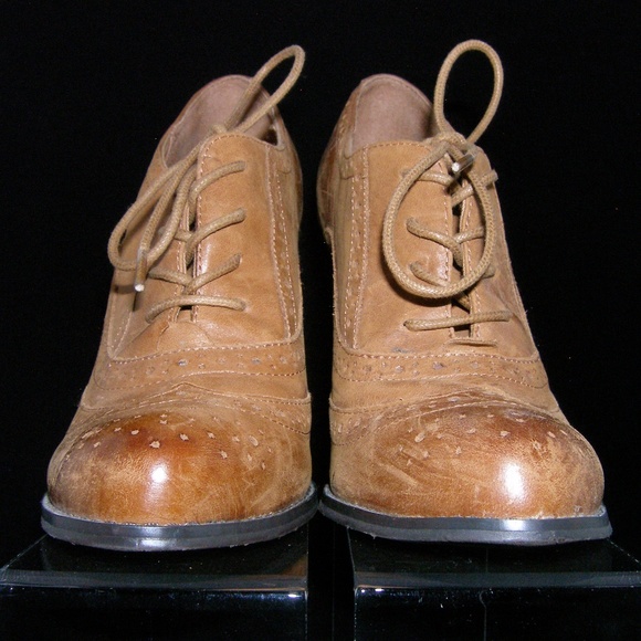 ALDO 'Falge' lace up leather oxford booties EU 38 - Picture 6 of 8