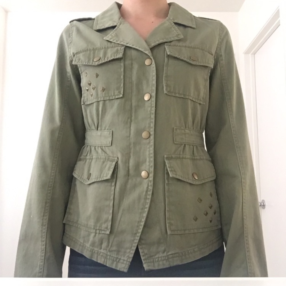Light Jacket - Picture 2 of 4