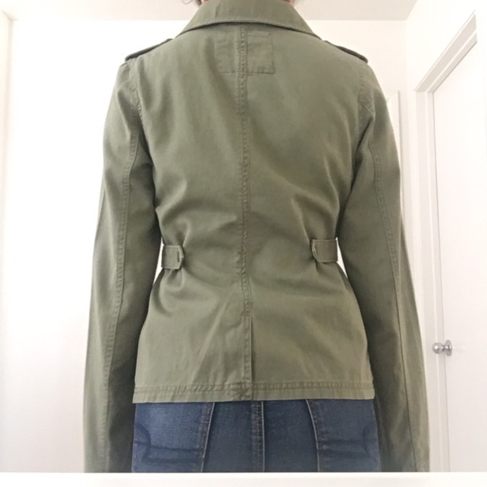 Light Jacket - Picture 3 of 4